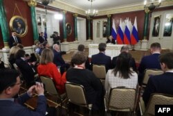 Conferința de presă a lui Vladimir Putin din noaptea de 10 spre 11 mai 2025.