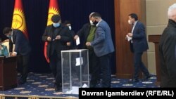 Выборы спикера на заседании Жогорку Кенеша. 13 октября 2020 года.