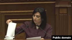 «Պատիվ ունեմ» խմբակցության պատգամավոր Թագուհի Թովմասյան, արխիվ