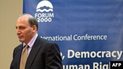 رامین جهانبگلو، نویسنده و روشنفکر ایرانی