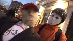 «Смерть чи велодоріжка»: запорізькі велоактивісти провели костюмований протест (відео)