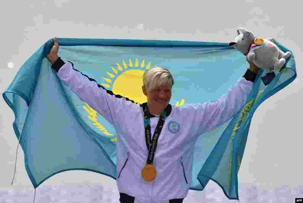 Байдарочница Инна Клинова завершила дистанцию на&nbsp; 200 метров первой. 1 сентября 2018 года.