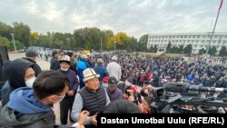 Асылбек Жээнбеков, Ош шаарында.