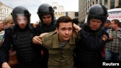 Затримання Іллі Яшина у Москві, 12 червня 2017 рку 