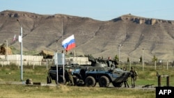 Ռուս խաղաղապահները ԼՂ օդակայանի մոտ, 7 հոկտեմբերի, 2023թ.
