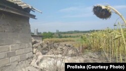 Руйнування в Новоселівці Другій на Донбасі, фото ілюстративне