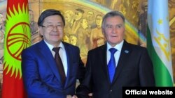 Главы правительств Кыргызстана и Таджикистана, Душанбе, 20 августа 2013 года.