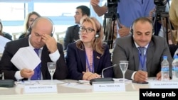 Արմեն Աշոտյանը և Մանե Թանդիլյանը Բաքվում, 22-ը սեպտեմբերի, 2017 թ․