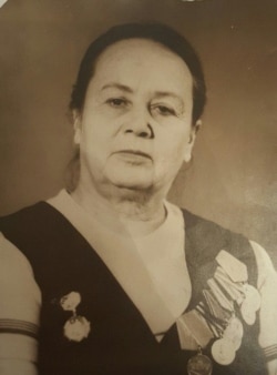 Nevropatolog Gülsum Sufyanova. Müellifniñ arhivi