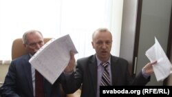 Віктар Гарбачоў (з правага боку)