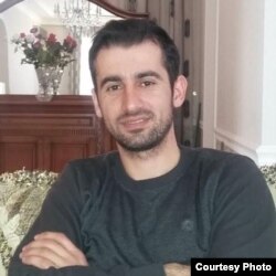 Gənc yazar Qulu Məmmədov.