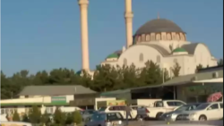 Diňle: 'Umra zyýaratyny' hödürleýän bildirişlerden aldanýan köpelýär