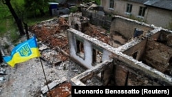 Зруйноване російськими військами село Мощун на Київщині, 19 травня 2022 року. Під час окупації російські військові там коїли важкі воєнні злочини