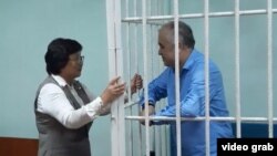 Роза Отунбаева и Омурбек Текебаев.