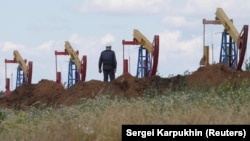 Әлмәт районында нефть суырту корылмалары