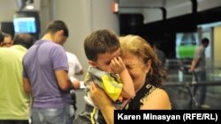 Сирийские армяне прибывают в Армению, ереванский аэропорт «Звартноц», август 2012 г.