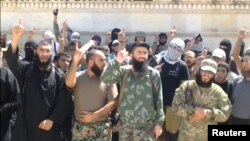 Сүриядәге Кавказ сугышчылары Әл-Каидәгә бәйле төркемнән аерылуын игълан итә