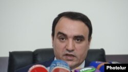 Лидер партии «Оринац еркир» Артур Багдасарян 