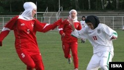 پیش از این تیم ایران به حجاب اسلامی در رقابت هایی با حضور ناظران بین المللی شرکت کرده است.