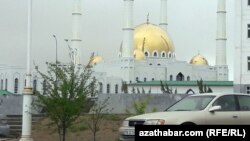 Мечеть, Ашхабад, Maй, 2019.