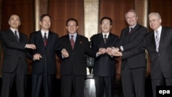 پیش از این سه کشور چین، روسیه و آمریکا در جریان مذاکرات شش جانبه کره شمالی نیز همکاری نزدیکی داشته اند.