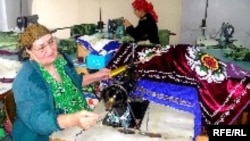 Аксар дунëда иқтисод ривожланишининг асосий унсури бўлган кичик бизнес Ўзбекистонда имкондан кўра¸ кўпроқ муаммога учрамоқда.