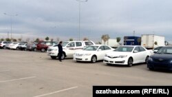 Awtoulag bazary (Arhiw suraty)