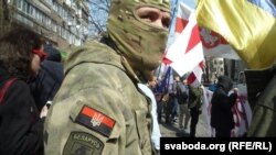 «Ми патріоти, а не найманці». Пікет біля посольства Білорусі у Києві, 1 квітня 2016 року