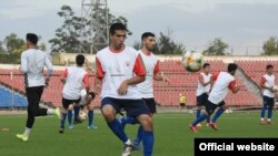 Мунтахаби футболи Тоҷикистон ҳини тамрин. Июли соли 2020.