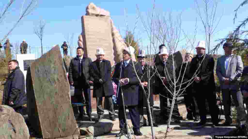 В Кыргызстане 17 марта прошли памятные мероприятия, посвященные 10-летию Аксыйских событий.