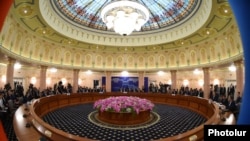 Встреча премьер-министров стран ЕАЭС в Ереване, 20 мая 2016 г.