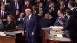 Доналд Трамп дар Конгресс дастовардҳояшро ситоиш кард
