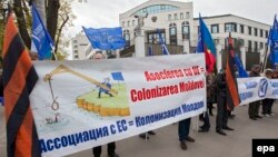 Молдова  --  Орусиячыл активисттердин Евробиримдик менен Ассоциациялык келишимге барууга каршы митинги. Кишинев, 6-апрель, 2014.