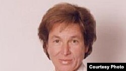 قاضی الن سگال هیوول ایران را به پرداخت غرامت محکوم کرد.