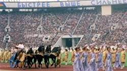 Дүйнө кезген ыр