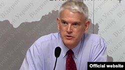 Стівен Пайфер