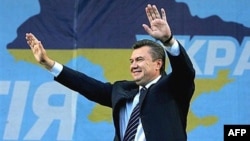 Віктор Янукович на з'їзді Партії регіонів. Ілюстративне фото