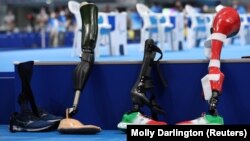 Паралімпійськими чемпіонами стали Марина Литовченко з настільного тенісу та плавець Андрій Трусов
