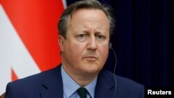 Торгуючи із КНДР, Росія «грубо порушує санкції ООН, за які голосувала і сама Росія», заявив британський міністр закордонних справ Девід Кемерон