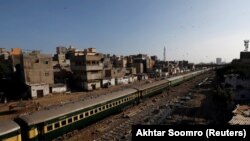 Поїзд, який прямував з Кветти до Пешавара, атакували члени угруповання  «Армія визволення Белуджистану»