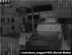 Український FPV-дрон на оптоволокні «Птахів Мадяра» знайшов цілі всередині приміщення, скриншот кадру перед вибухом