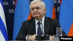 Министр иностранных дел Армении Эдвард Налбандян (архив)