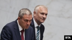 Депутатите от ДПС-Доган Марио Рангелов и Джейхан Ибрямов