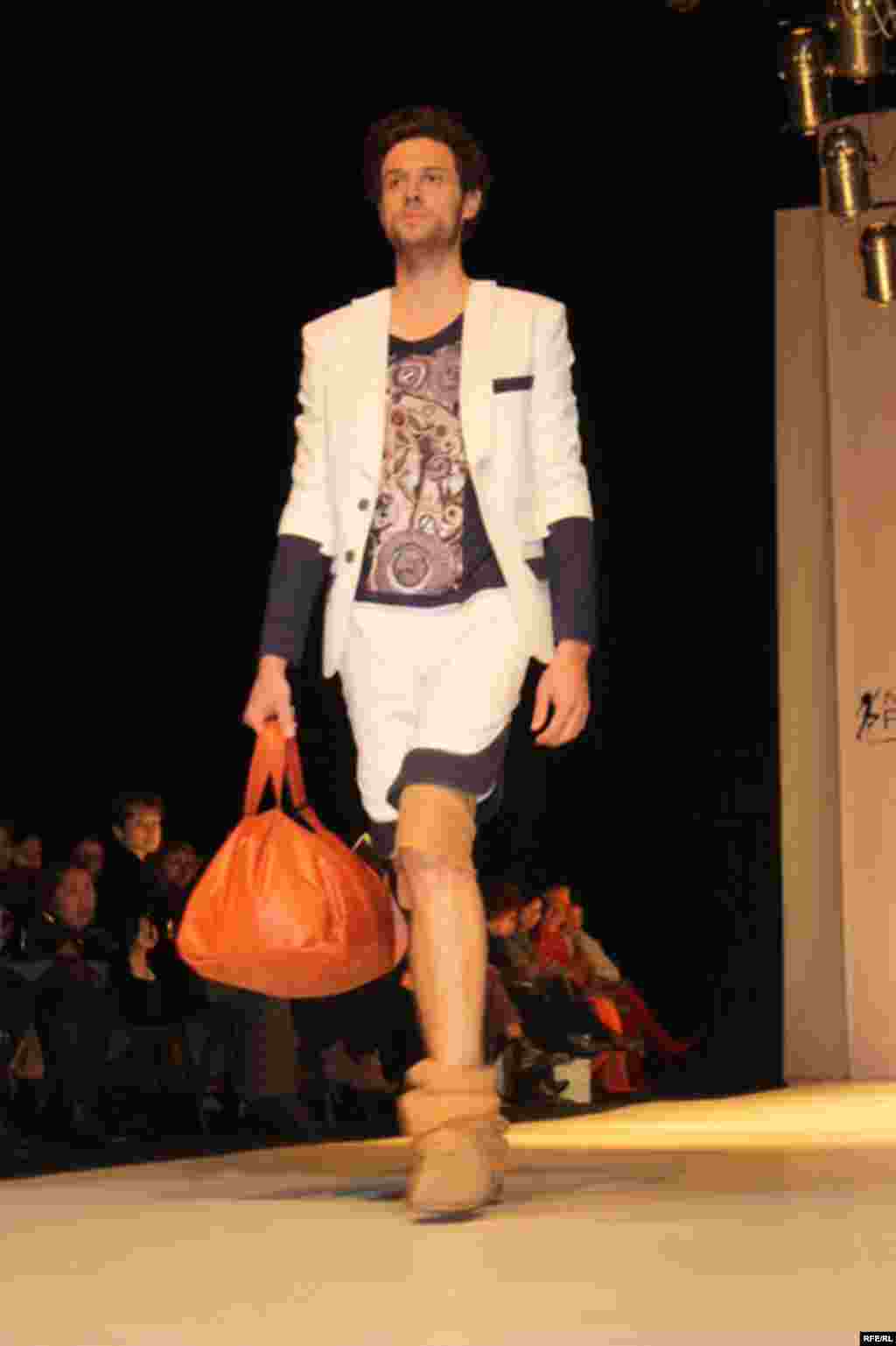 Осенняя Неделя моды-2012 #17