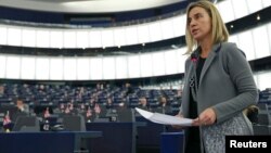Верховный представитель ЕС по иностранным делам и политике безопасности Федерика Могерини (архив)