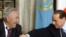 Президент Казахстана Нурсултан Назарбаев и премьер-министр Италии Сильвио Берлускони в Риме. 5 ноября 2009 года.