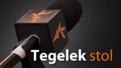 “Tegelek stol” (Original)
