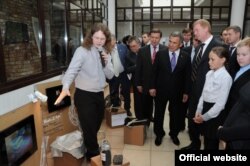 "Карагыз, бу - НАНО" күргәзмәсе ачылышында балалар да катнашты