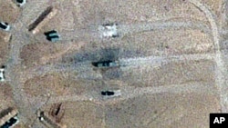 رسانه‌های آمریکایی هدف قرار دادن سامانه راداری اصفهان را واکنش هدفمند و حساب‌شده اسرائیل در پاسخ به حمله وسیع موشکی و پهپادی ایران به اسرائیل در شب ۲۵ فروردین می‌دانند