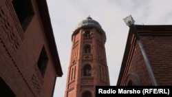 Журналу «Шарли Эбдо» удалось консолидировать кистинцев. По разным данным, сказать свое «нет» карикатурам на религиозные темы сегодня вышли от трехсот до полутысячи жителей ущелья